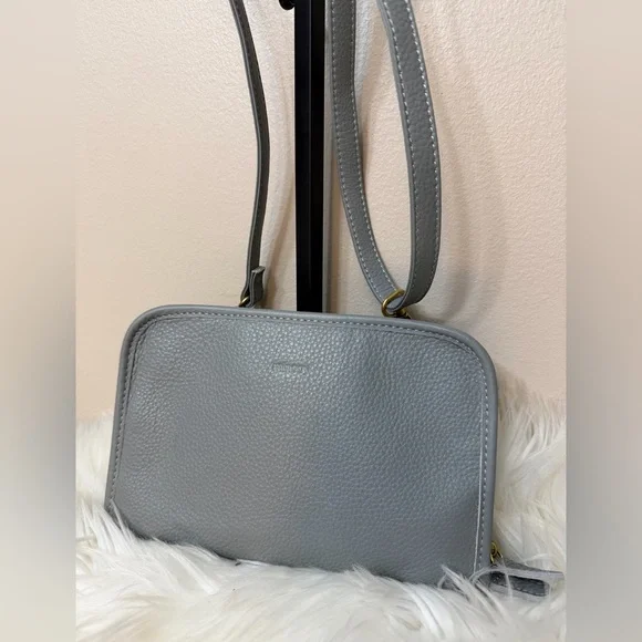 Minooy l Stylish Gray leather Crossbody Bag:NWOT - Picture 3 of 15